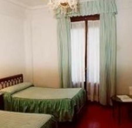 Hostal Amberes Мадрид Экстерьер фото